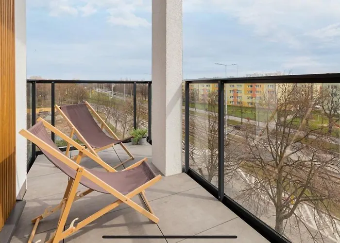 Wyjatkowy Z Antresola I Dwoma Sypialniami-500m Od Morza